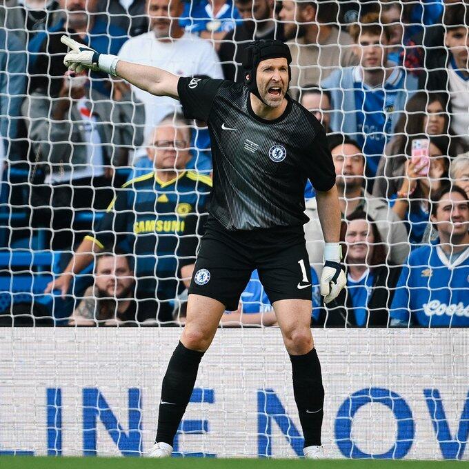 利物浦, 阿扎尔登场